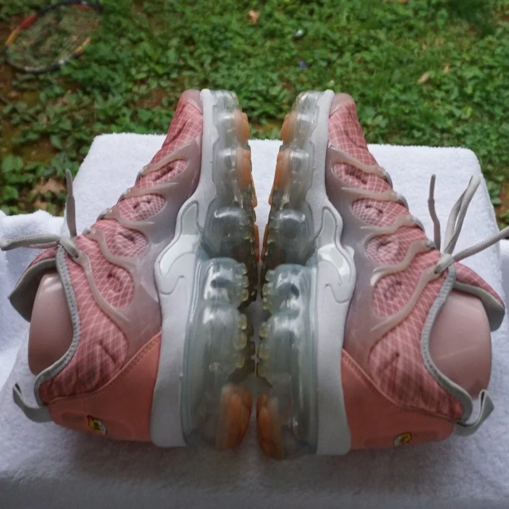 RARE Women's Nike Vapor Max Plus Bleached Coral sneakers sz 8.5 M - Picture 9 of 11